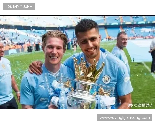 与足球明星亲密合影的精彩瞬间记录你的足球梦想与热情