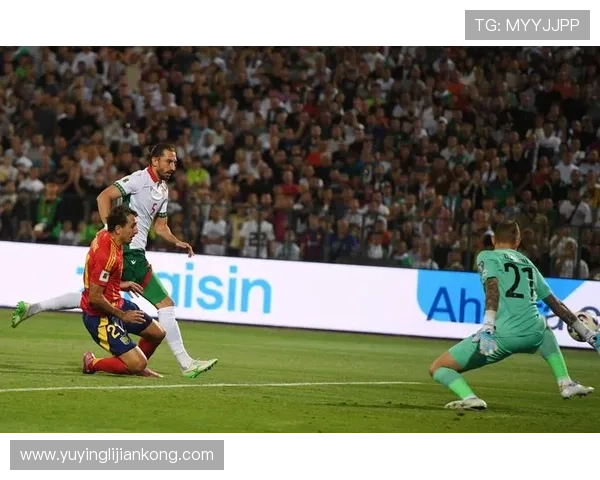 上海足球队在世界杯预选赛中的状态分析与表现评估 上海足球队在世界杯预选赛中的状态分析与表现评估