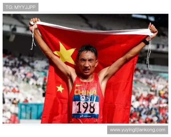 亚运会特别报道：成都羽毛球队如何在挑战中实现历史性突破与辉煌成就